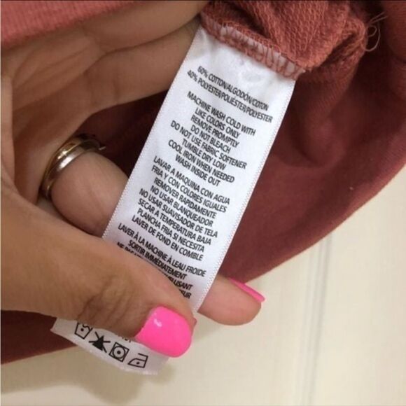 Calvin Klein Embroidered cropped top shirt sleeve size XS - Picture 4 of 5